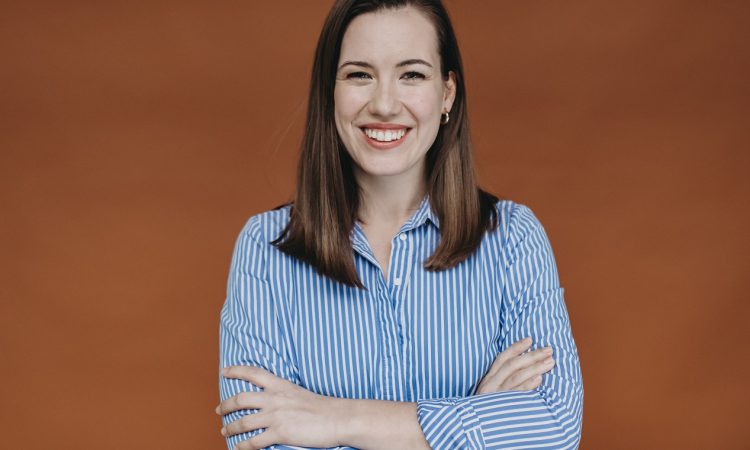 Carla Schell Auxxo