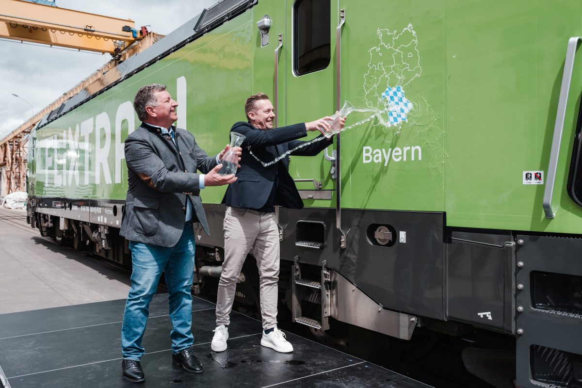 Flixtrain